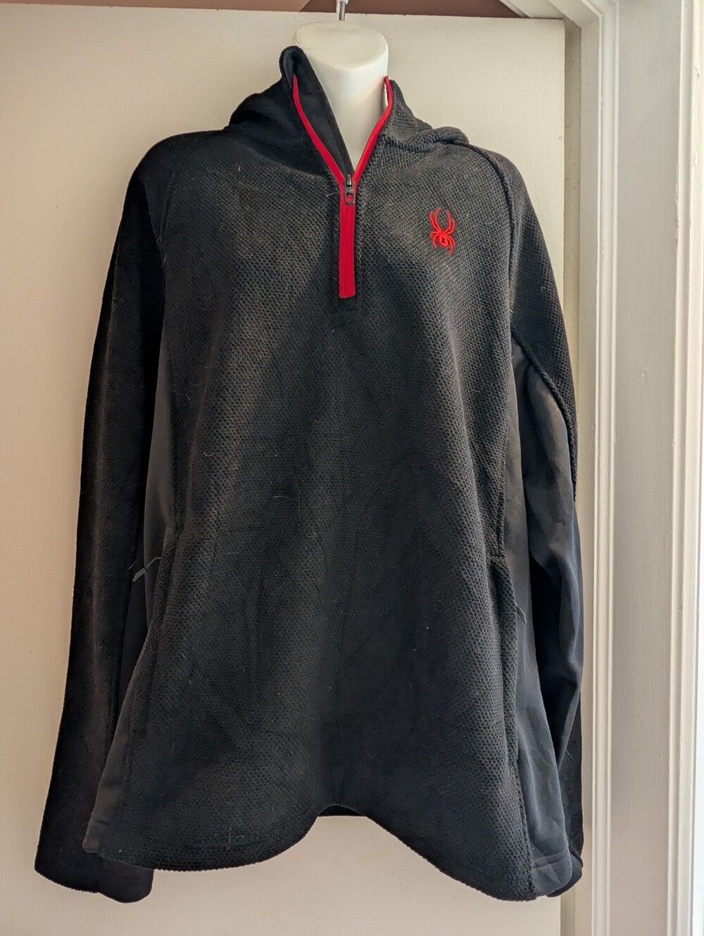 Spyder Black Hooded Half-Zip Sweater with Red Trim. Xl